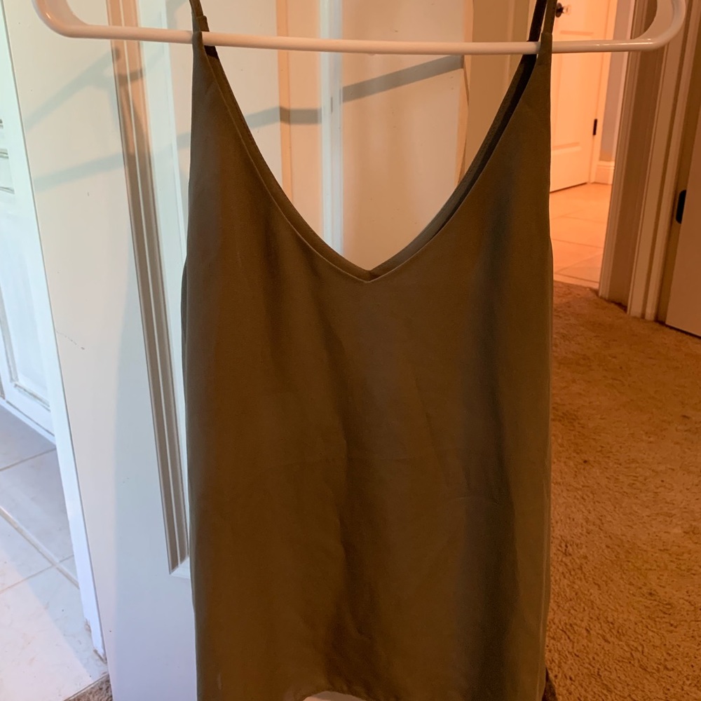 Olive top